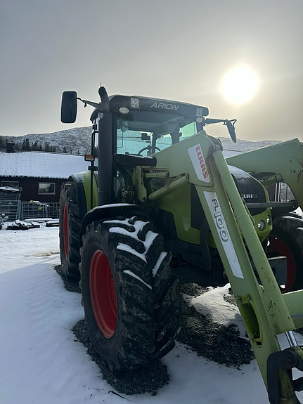 CLAAS Arion 430 3 of 5