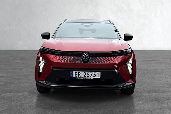 Denne stilige Renault Scenic kan bli din for kun kr 3.964 kr/mnd med 30% egenkapital. Løpetid 10 år.