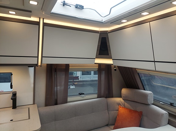 KABE ESTATE 470 XL 16 of 30