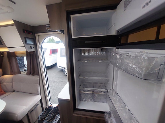 KABE ESTATE 470 XL 23 of 30