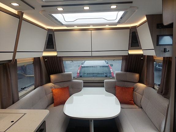 KABE ESTATE 470 XL 15 of 30
