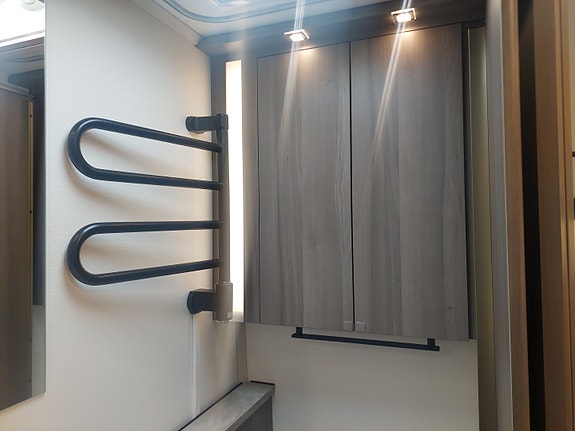 KABE ESTATE 470 XL 30 of 30