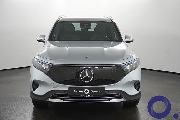 Mercedes-Benz EQB300 3 of 5