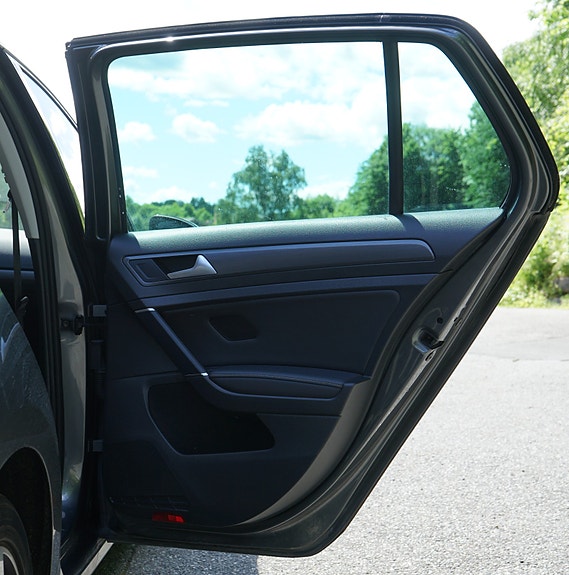 Volkswagen e-Golf VII 29 of 30