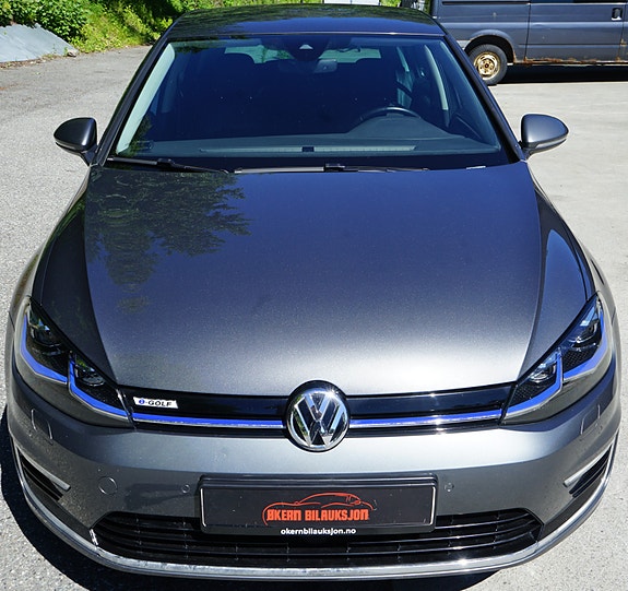 Volkswagen e-Golf VII 18 of 30