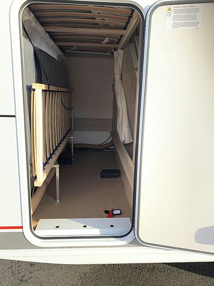 Bürstner Premio Life 415 TK 8 of 25