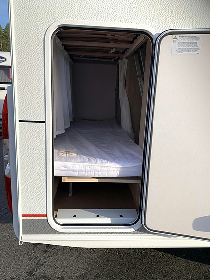 Bürstner Premio Life 415 TK 7 of 25