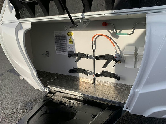 Bürstner Premio Life 415 TK 10 of 25