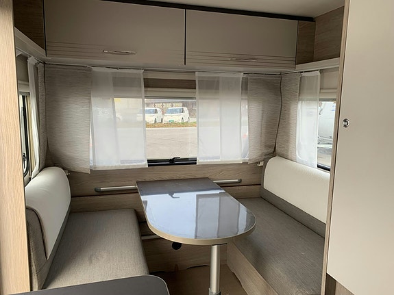 Bürstner Premio Life 430 TS 11 of 25