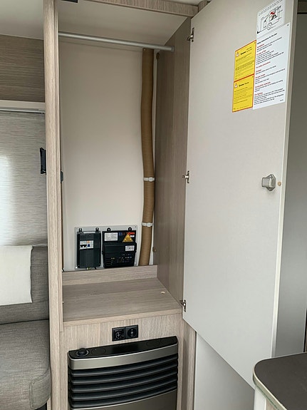 Bürstner Premio Life 430 TS 25 of 25
