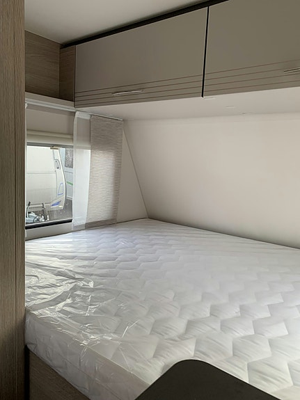 Bürstner Premio Life 430 TS 15 of 25