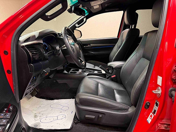 Toyota HiLux 7 of 21