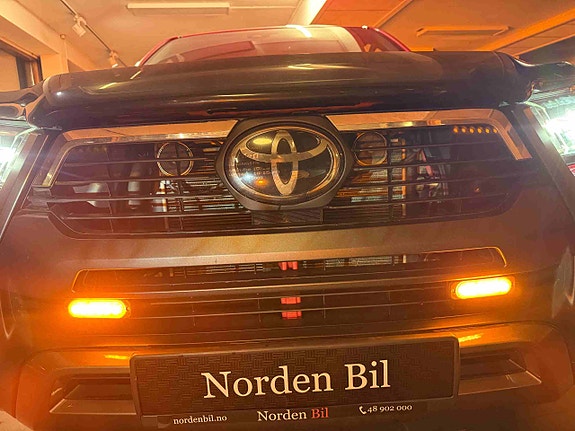 Toyota HiLux 6 of 21