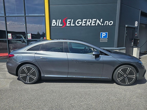 Mercedes-Benz EQE350+ 3 of 5