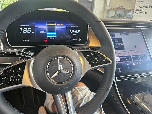 Mercedes-Benz EQE350+ 8 of 30