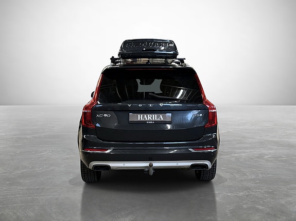Volvo XC90 4 of 5