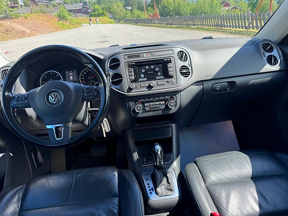 Volkswagen Tiguan 18 of 23