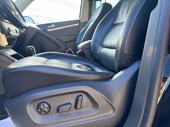 Volkswagen Tiguan 15 of 23