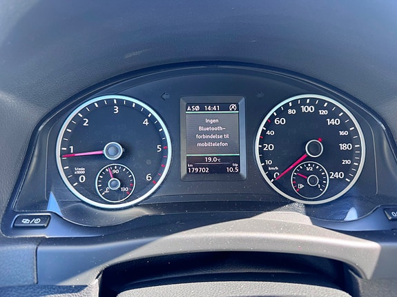 Volkswagen Tiguan 19 of 23