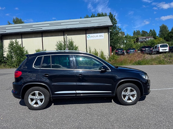 Volkswagen Tiguan 5 of 23