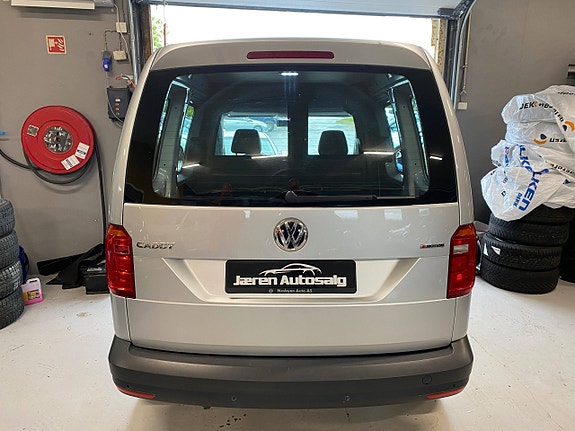 Volkswagen Caddy 5 of 5