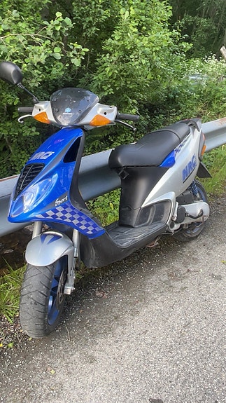Piaggio Nrg mc3 sport 3 of 5