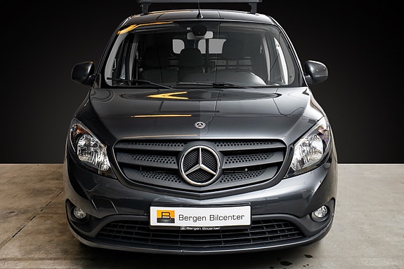Mercedes-Benz Citan 2 of 5