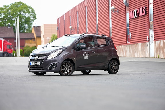 Chevrolet Spark 3 of 4