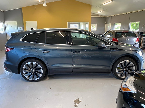 Skoda Enyaq 3 of 5