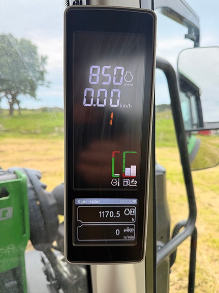 John Deere 6120m 16 of 16