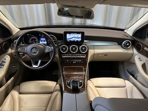 Mercedes-Benz C220 d 23 of 30