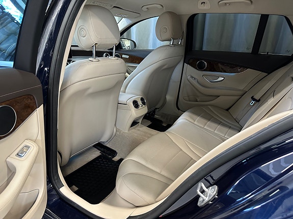 Mercedes-Benz C220 d 14 of 30