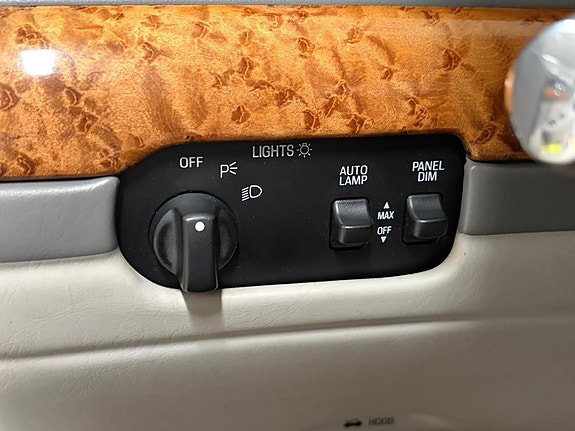 Lincoln Continental 23 of 24