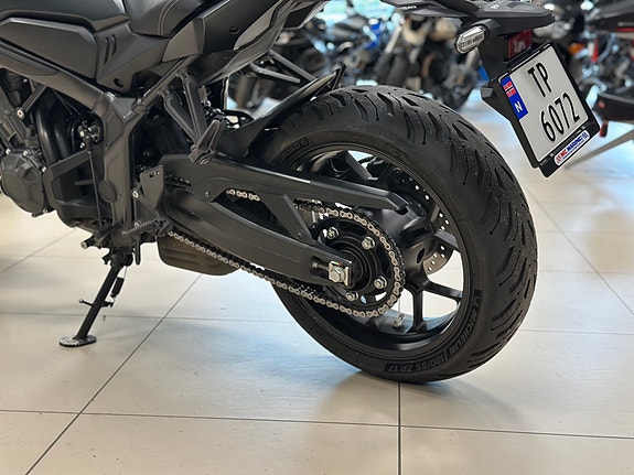 Honda CB 650 R 5 of 9