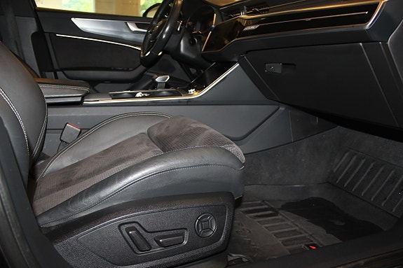 Audi A6 12 of 30