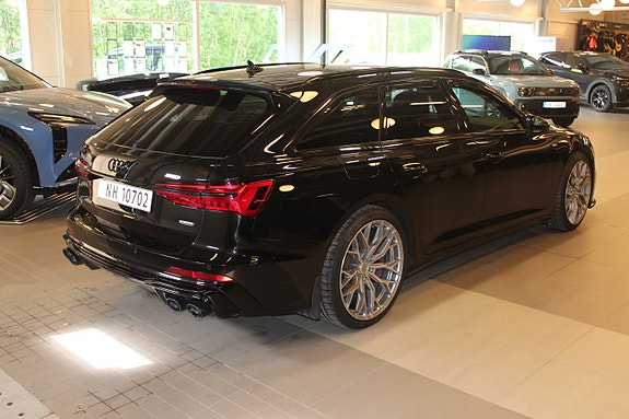 Audi A6 6 of 30