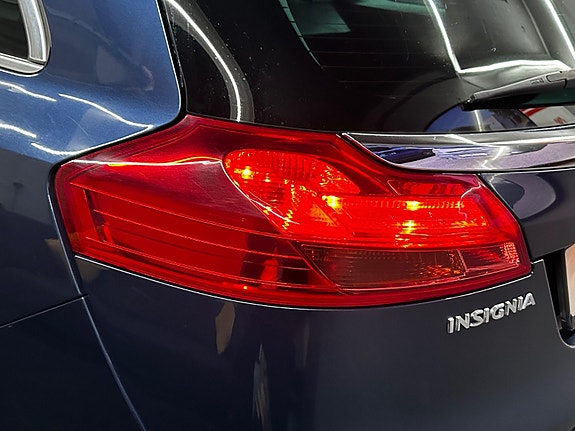 Opel Insignia 18 of 30