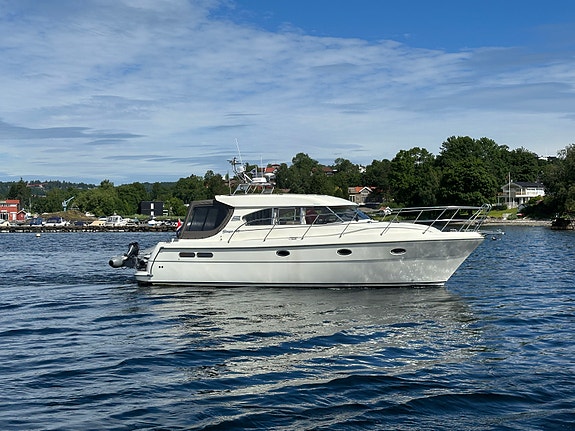 SAGA 415, 2010 mod. 3 kabiner og fast aksling - Topp utstyrt og mye påkostet! 2 of 5