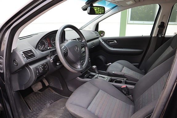 Mercedes-Benz A160 d 13 of 20