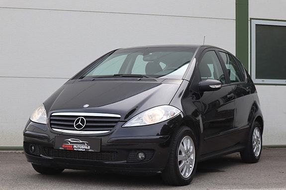 Mercedes-Benz A-Klasse 2 of 5