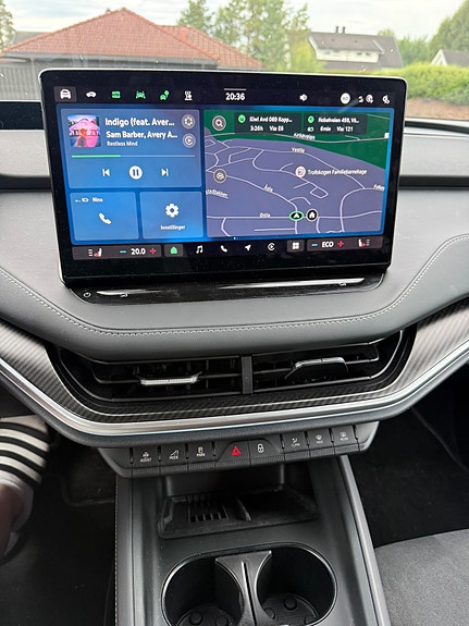 Skoda Enyaq 9 of 30