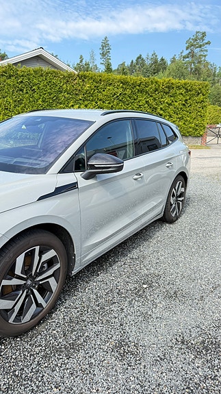 Skoda Enyaq 2 of 30