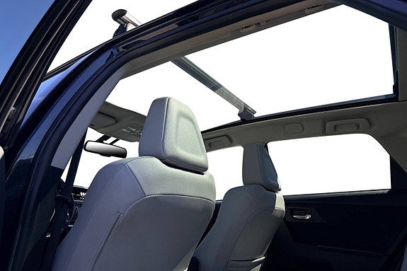 Toyota Auris 18 of 30