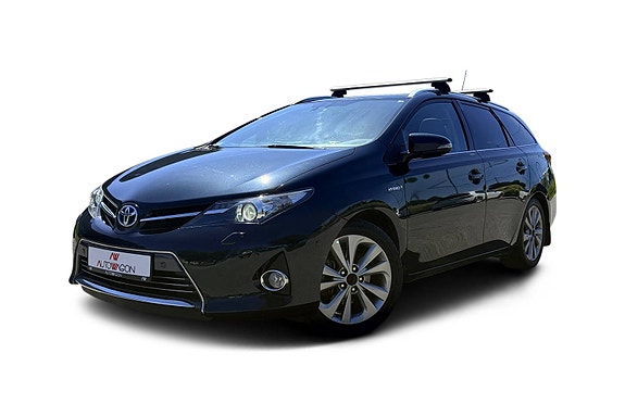 Toyota Auris 2 of 30