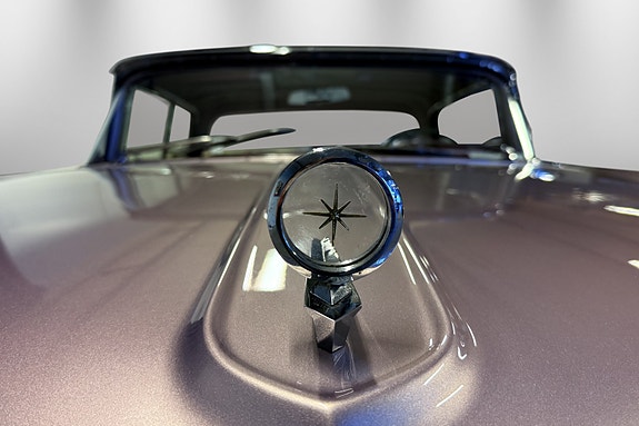 Lincoln Continental 5 of 5