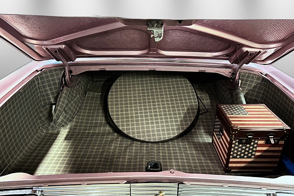 Lincoln Continental 22 of 25