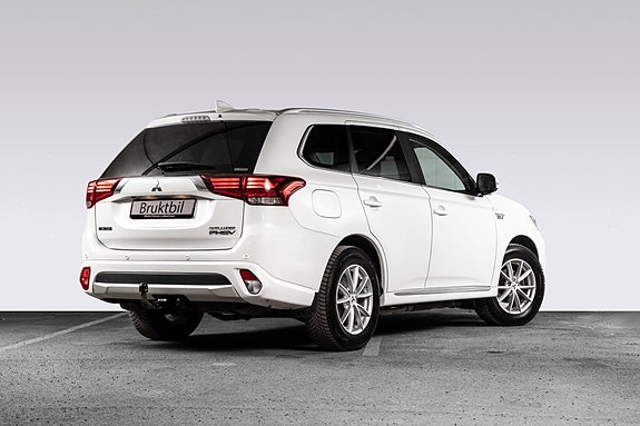 Denne populære og praktiske Mitsubishi Outlander kan bli din for kun kr 1.410 kr/mnd med 35% egenkapital. Løpetid 10 år.