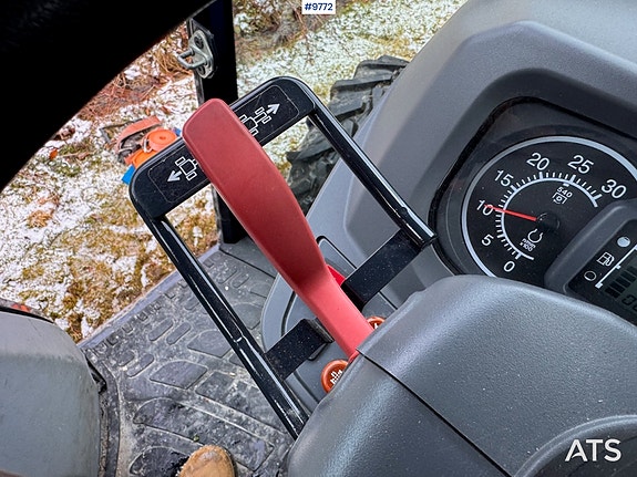 Iseki TG 6687 Traktor 19 of 30