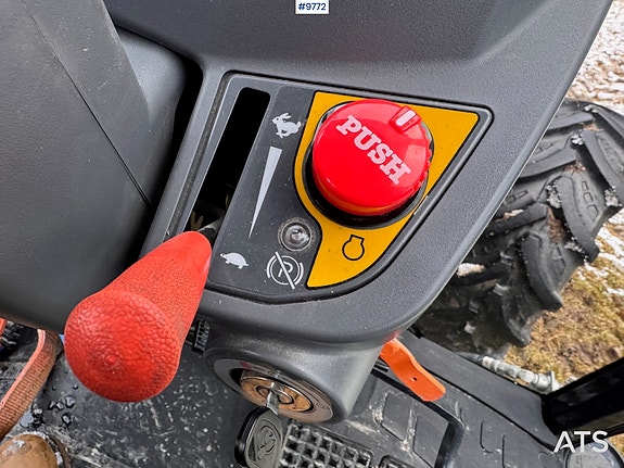 Iseki TG 6687 Traktor 17 of 30