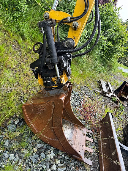 Komatsu PC55MR-3 3 of 5